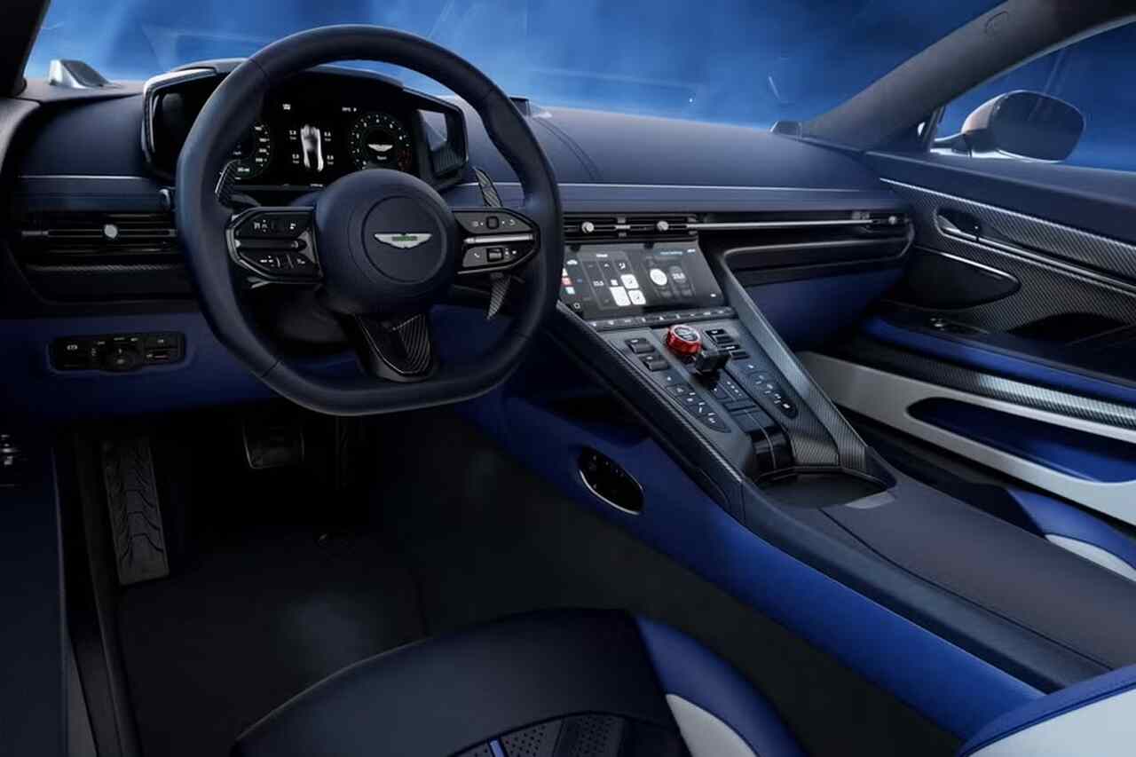 Aston Martin DB12 Volante - 2