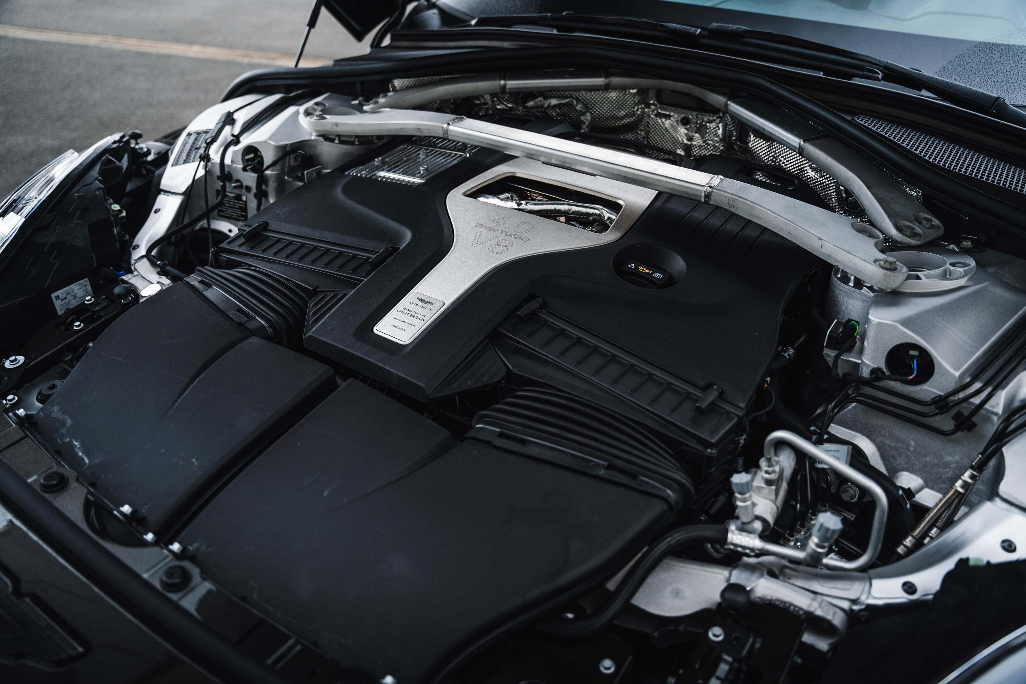 Aston Martin DBX 707 - 3