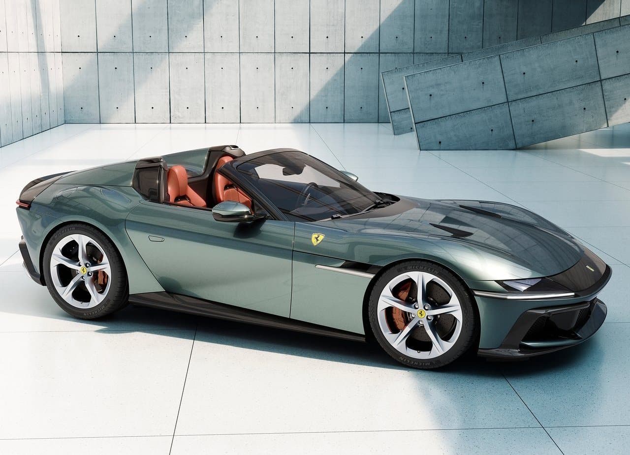 Ferrari 12 Cilindri Novitec Carbon - 3