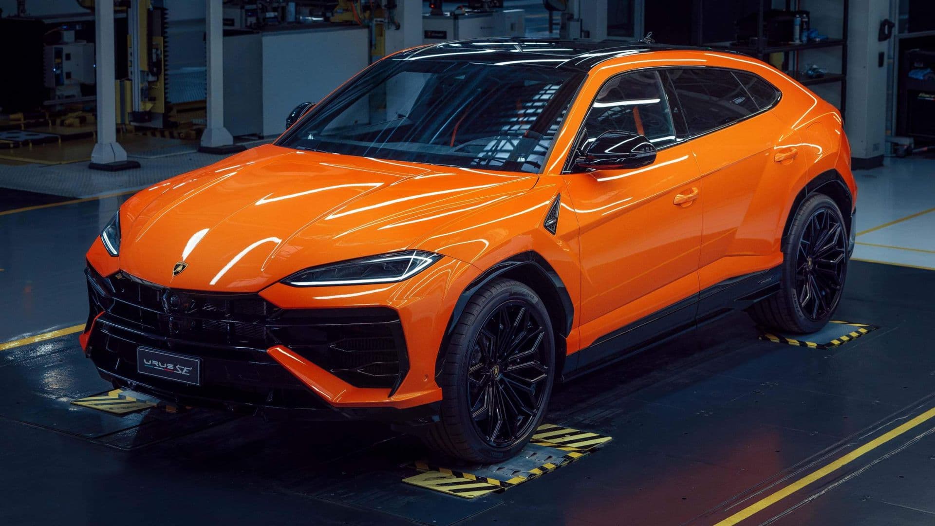 Lamborghini Urus SE Grigio Panorama - 2