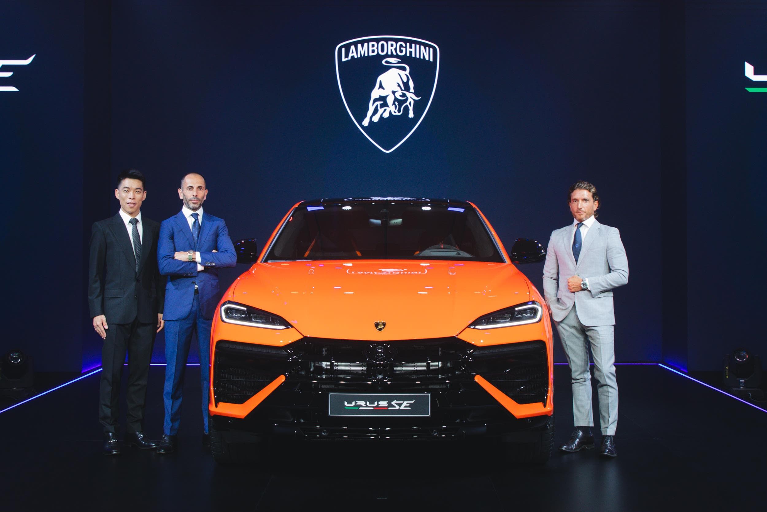 Lamborghini Urus SE Grigio Panorama - 3
