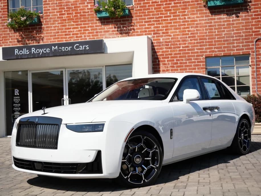 Rolls-Royce Ghost - 3